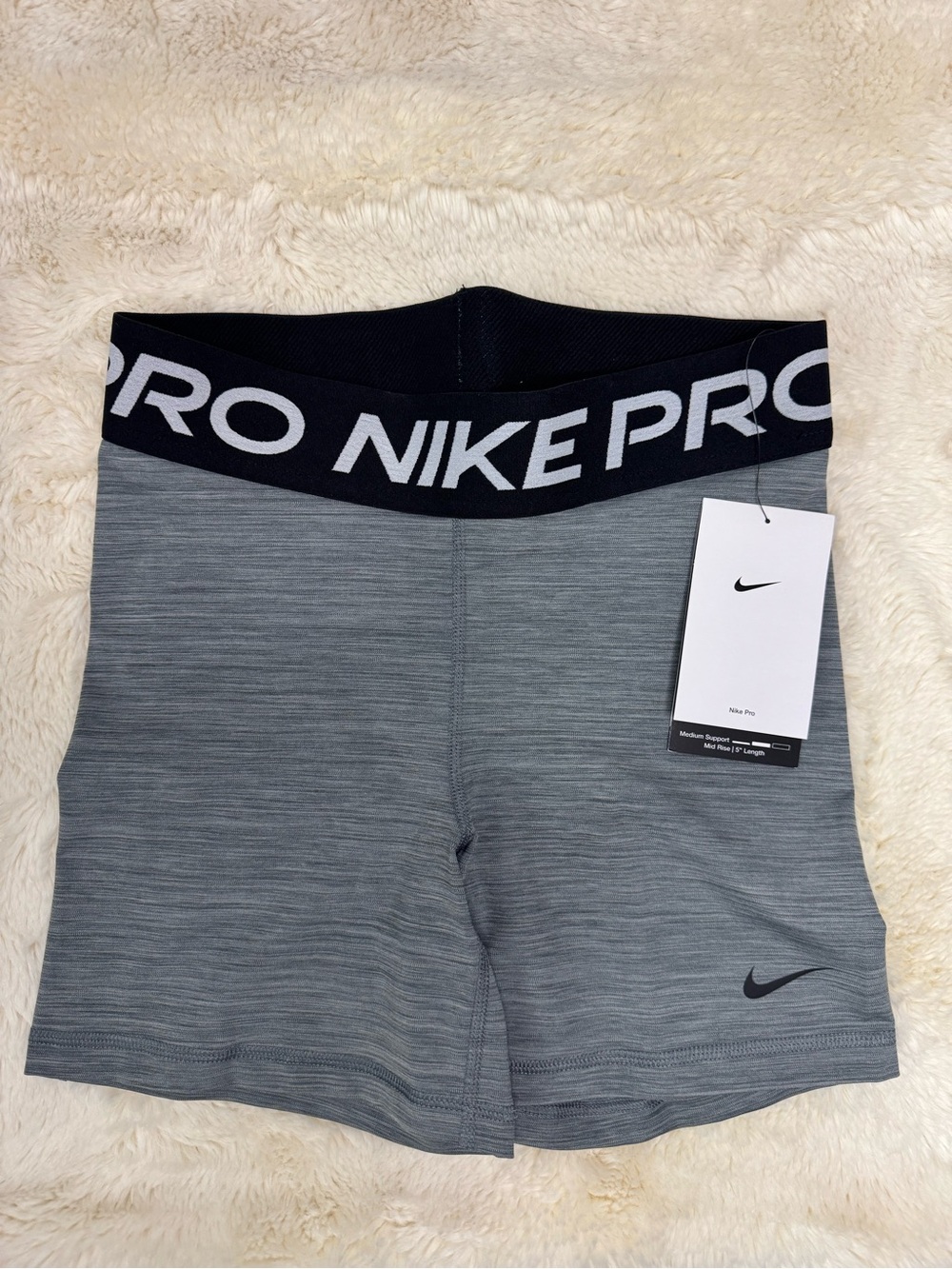 Nike Pro 365 Women’s Shorts